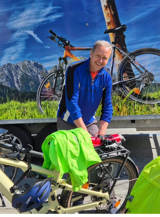 Dipl.-Ing. Dieter Freerichs bei einer Radtour